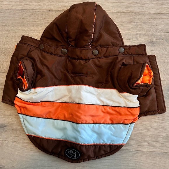 Winter dog coat with removable hood - Picture 2 of 4